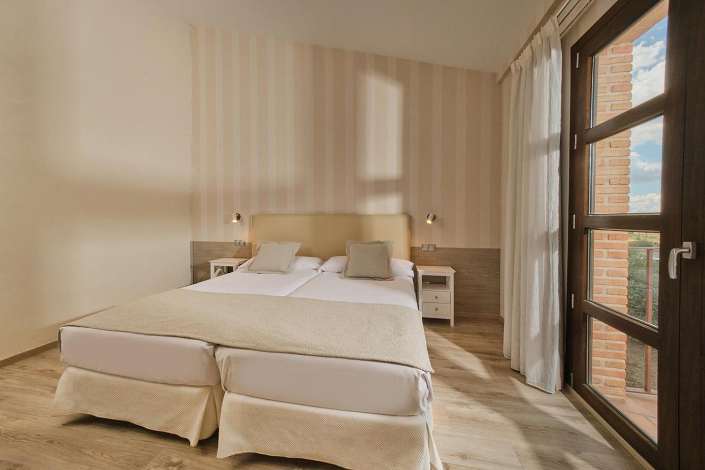 Hotel Spa Villa Nazules Чуэка Экстерьер фото