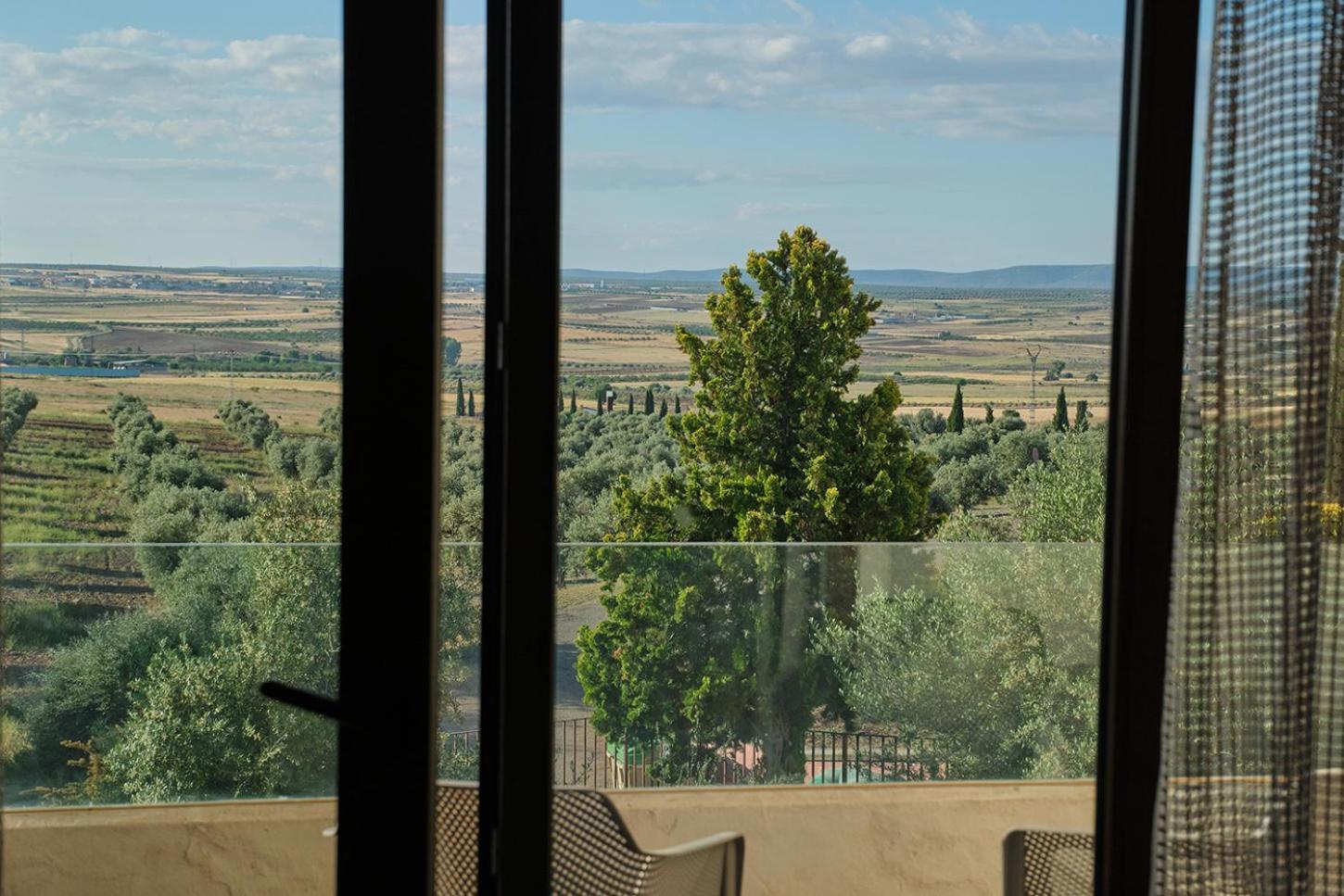 Hotel Spa Villa Nazules Чуэка Экстерьер фото