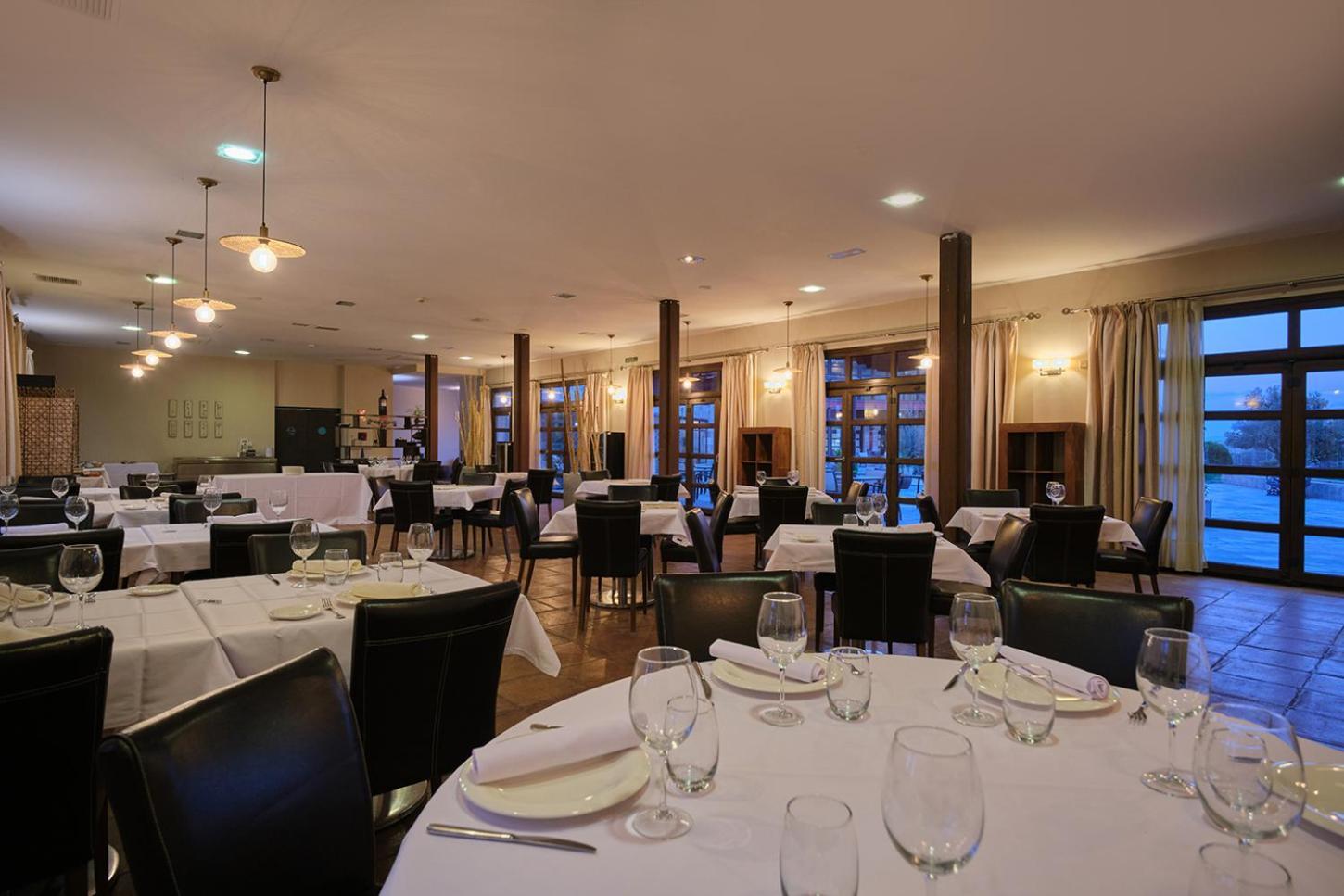 Hotel Spa Villa Nazules Чуэка Экстерьер фото