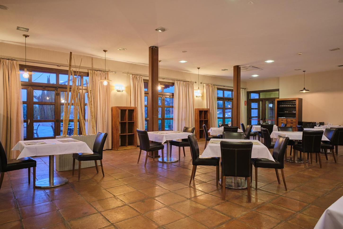 Hotel Spa Villa Nazules Чуэка Экстерьер фото