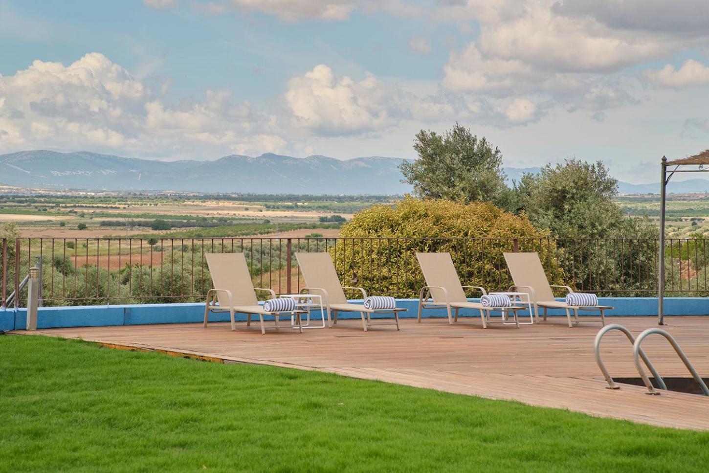 Hotel Spa Villa Nazules Чуэка Экстерьер фото