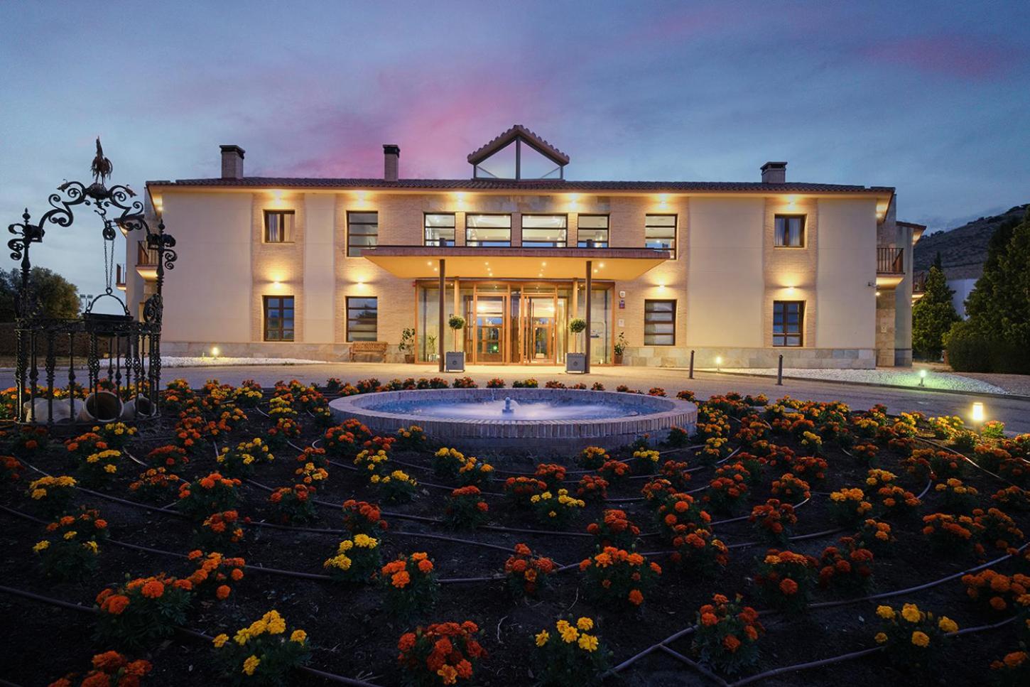 Hotel Spa Villa Nazules Чуэка Экстерьер фото